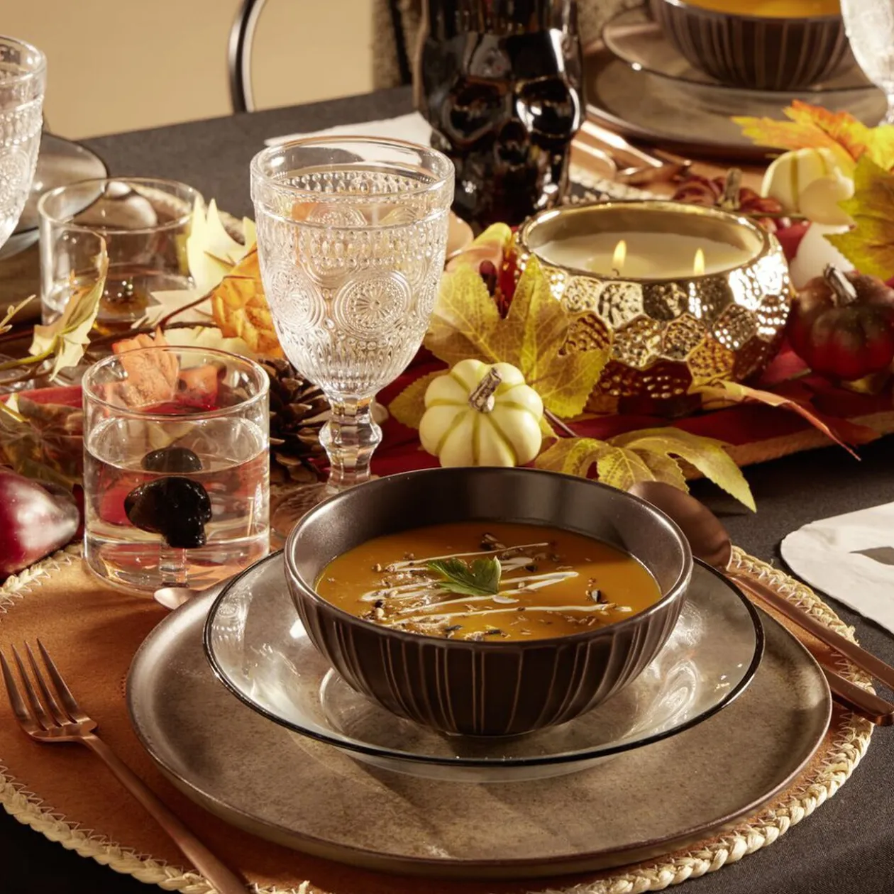 Assiette plate Istanbul en faïence brun Ø28cm