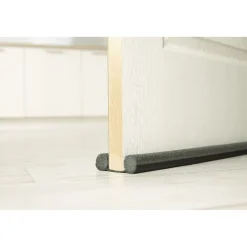 Bas de porte isolant