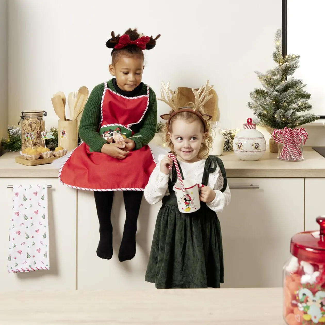 Bonbonnière Disney 1,1L - 15,5xH19x15,5cm