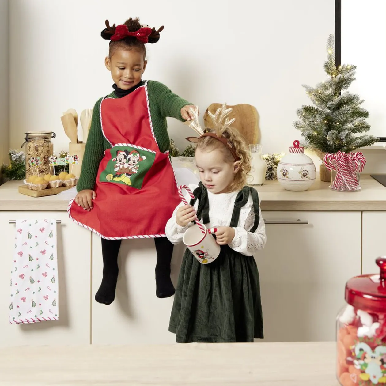 Bonbonnière Disney 1,1L - 15,5xH19x15,5cm