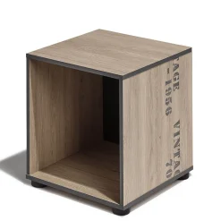 Bout de canapé Queens cubique à quatre pieds