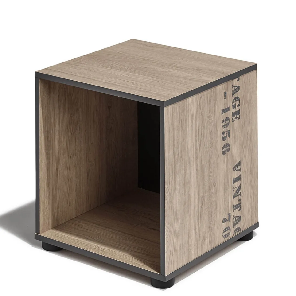 Bout de canapé Queens cubique à quatre pieds