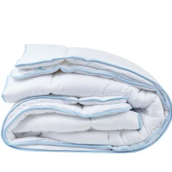 Couette 2 places blanche chaude