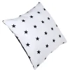 Coussin blanc motif étoiles noires