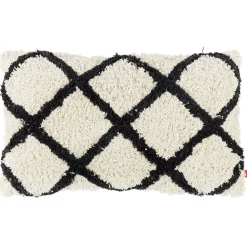 Coussin déco chevron tufté 30x50cm beige et noir