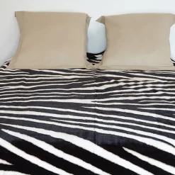Couverture 2 places design zèbre