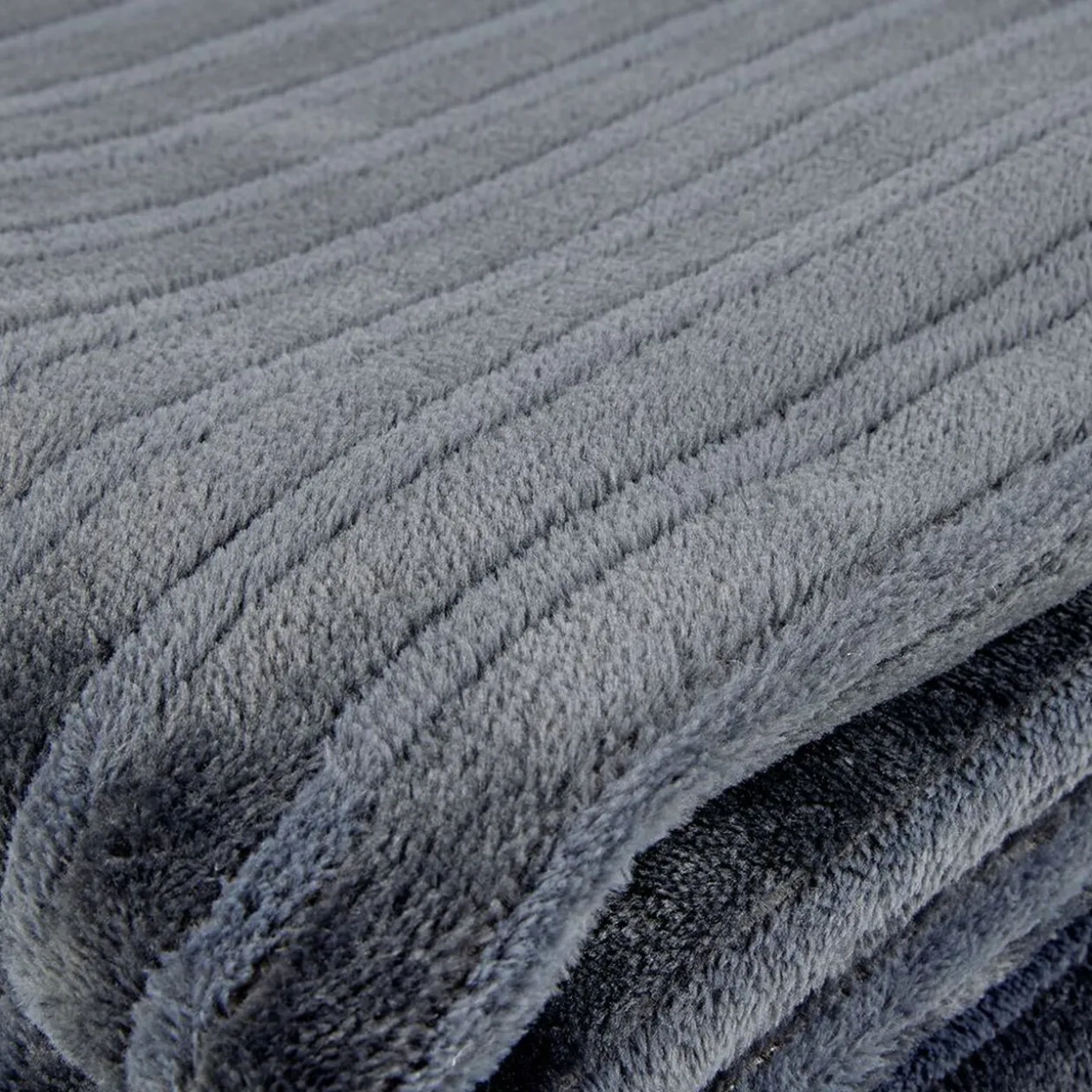 Couverture unie beige gris ou rose 230x230 cm