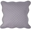 Housse de coussin grise imitation boutis