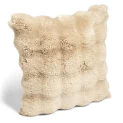 Housse de coussin lignes fausse fourrure lapin 45x45cm crème ou marron clair