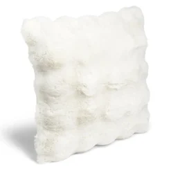 Housse de coussin lignes fausse fourrure lapin 45x45cm crème ou marron clair