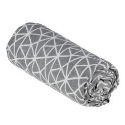 Jeté de canapé à motif géométrique gris et blanc