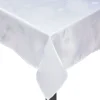 Nappe en tissu blanc motif plumes