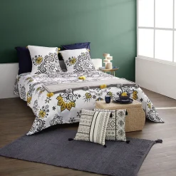 Parure de lit 2 places à pompons motif mandala jaune ou rouge