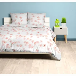 Parure de lit 2 places blanche imprimée pétales roses