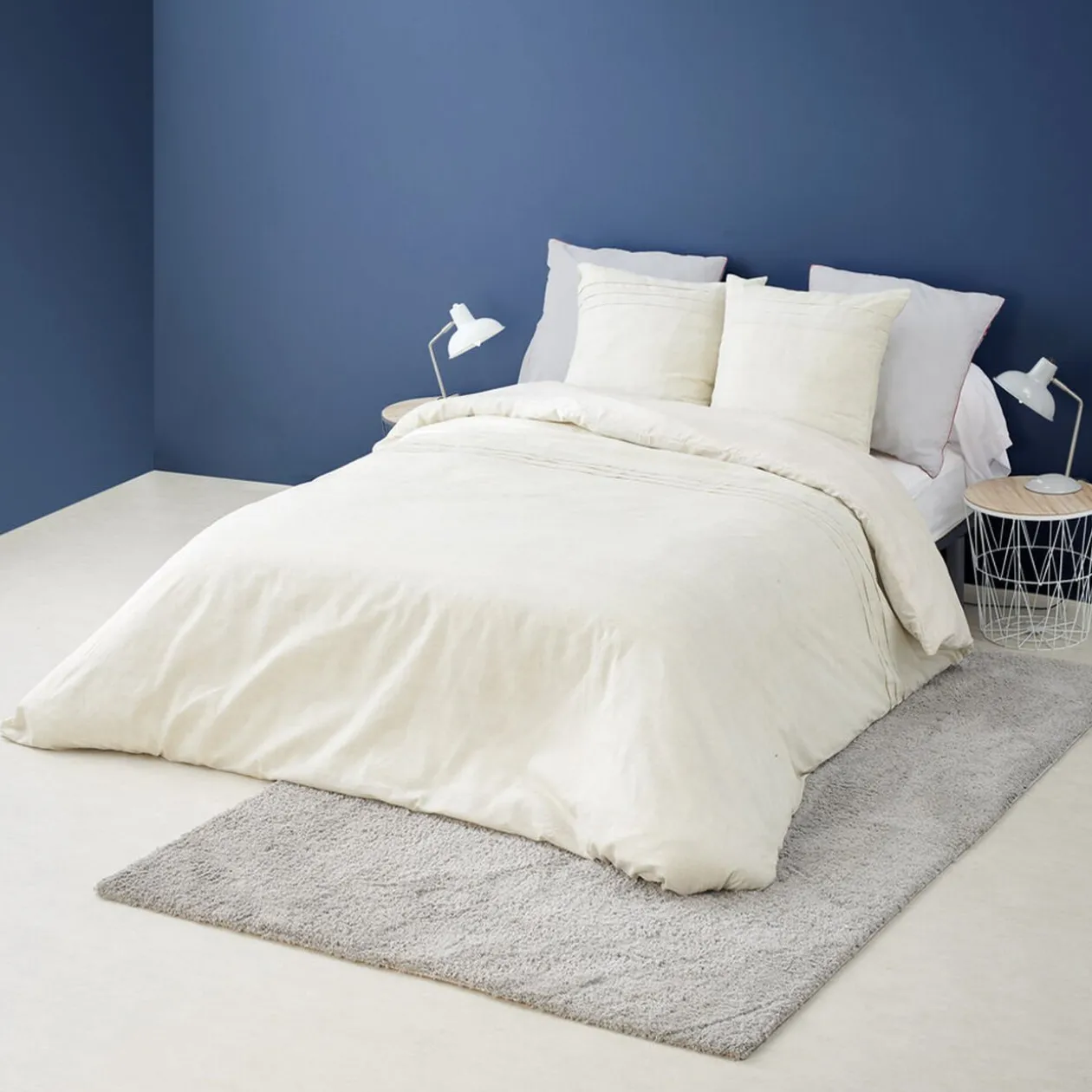 Parure de lit beige uni effet lin frise plissée 2 personnes