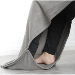 Plaid polaire avec emplacement pied