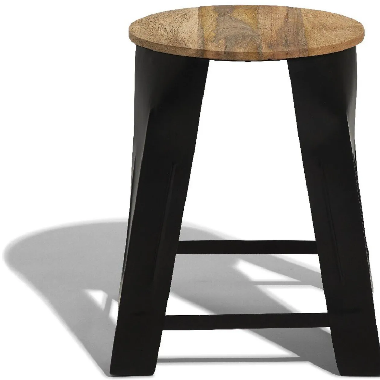 Pouf Nesh noir et bois clair