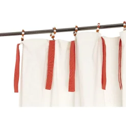 Rideau à nouettes et perles