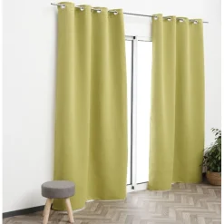 Rideau occultant à oeillets inox uni vert 135x240 cm