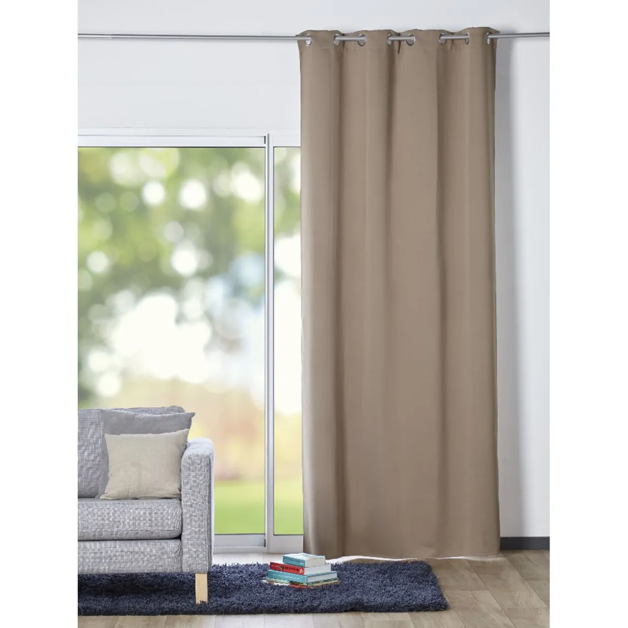 Rideau occultant à oeillets inox uni beige 135x240 cm