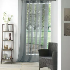 Rideau voilage à oeillets gris à rayures