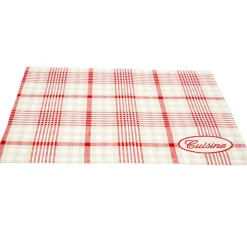 Set de table à carreaux rouges