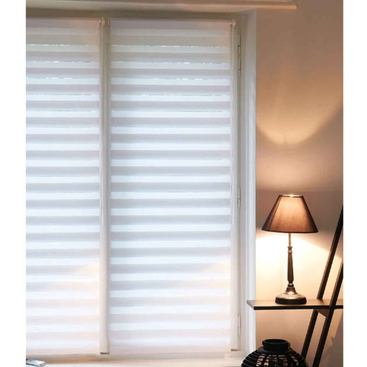 Store enrouleur blanc