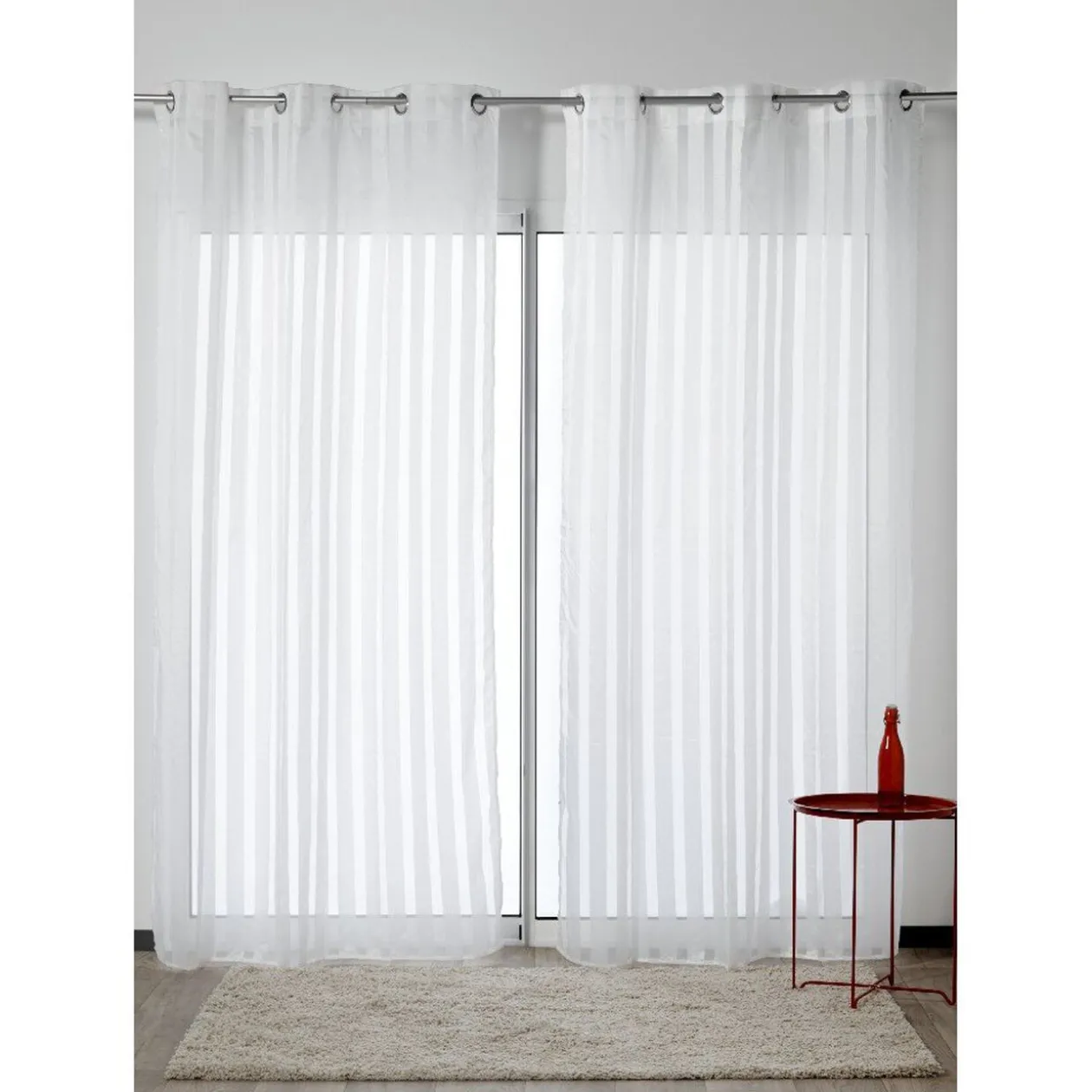 Voilage à oeillets blanc et larges rayures verticales