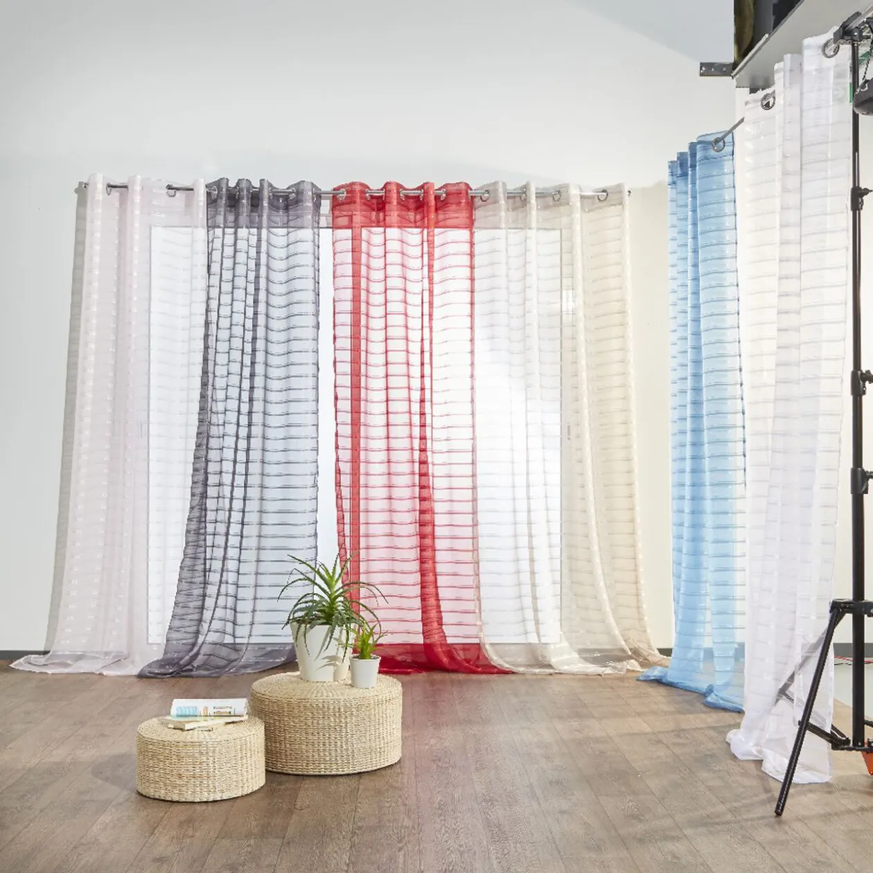 Voilages rayures horizontales transparentes